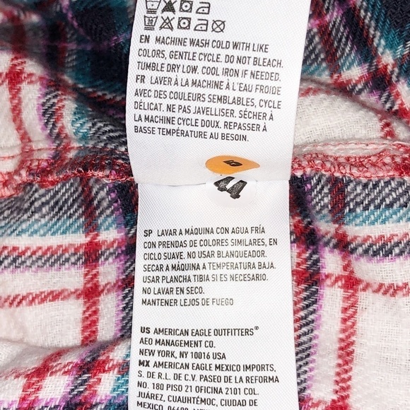 American Eagle Outfitters Red and White Plaid Flannel Size XS - Picture 6 of 12